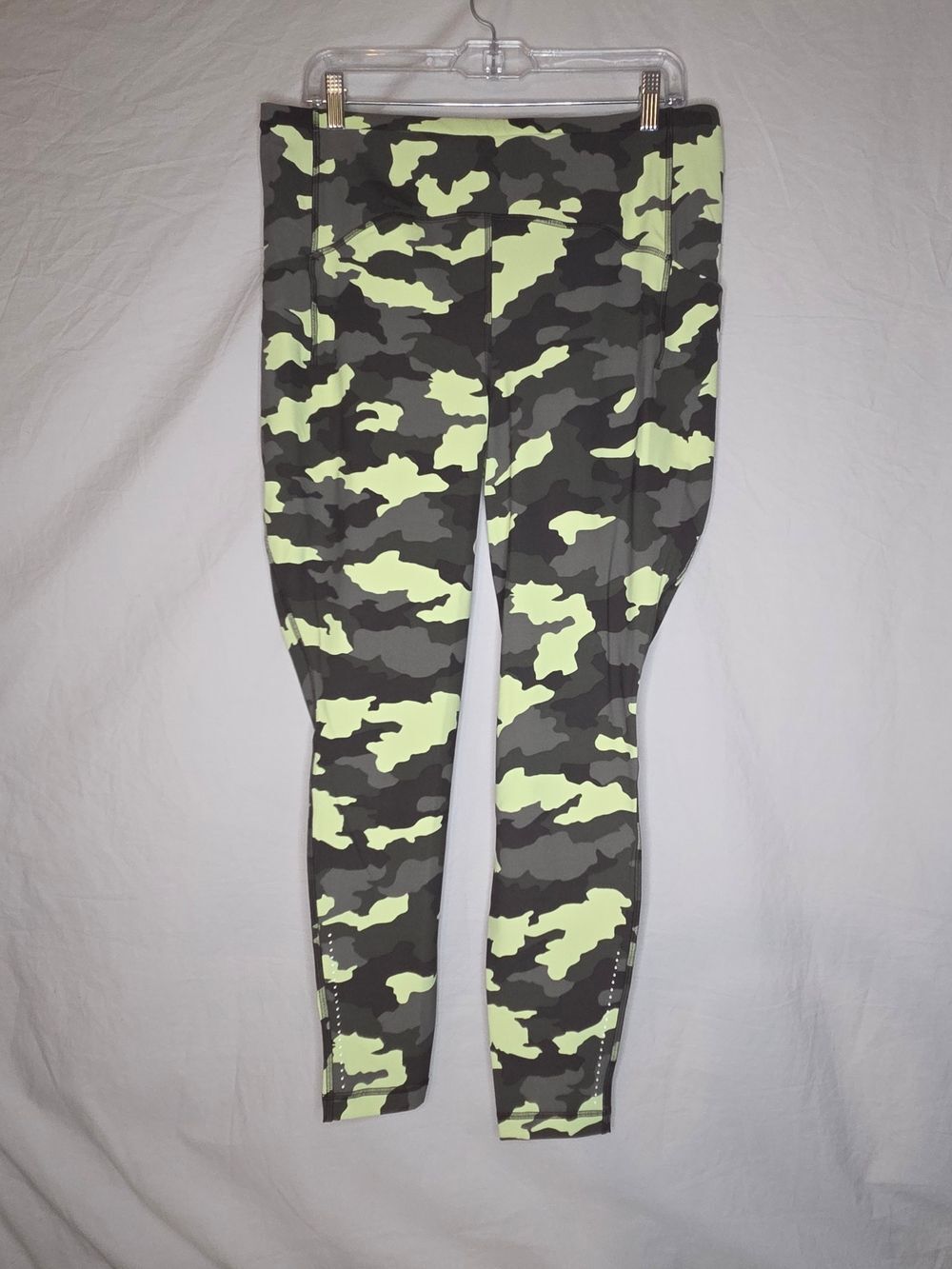 Lululemon W5CY4S Swift Speed HR Tight 28" Heritage 365Camo Crispin Green 14 NWOT